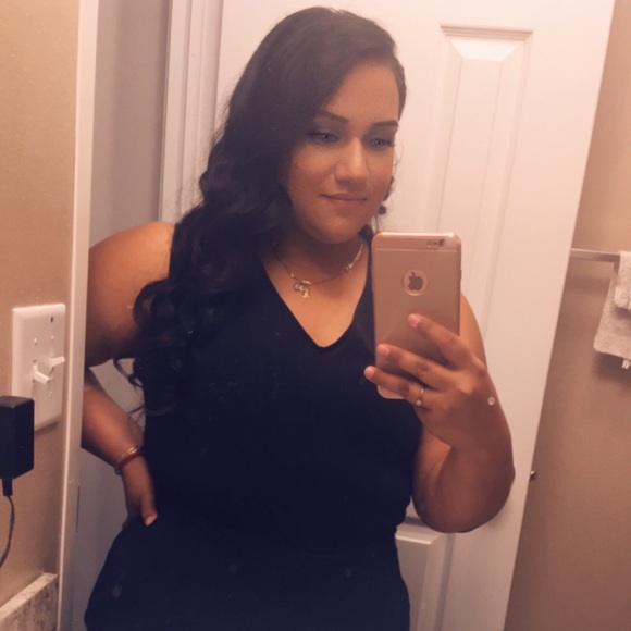 Profile Picture of Jasmine Solis (@jasminesolis418) on Poshmark