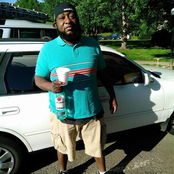 Profile Picture of Jason Mckinney (@jason274) on Poshmark