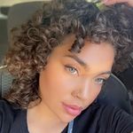 Profile Picture of Cassandra Clare (@cassybeck__) on Instagram