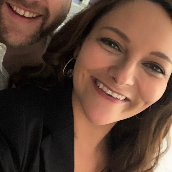 Profile Picture of Jennifer Fecci (@jfecci) on Poshmark