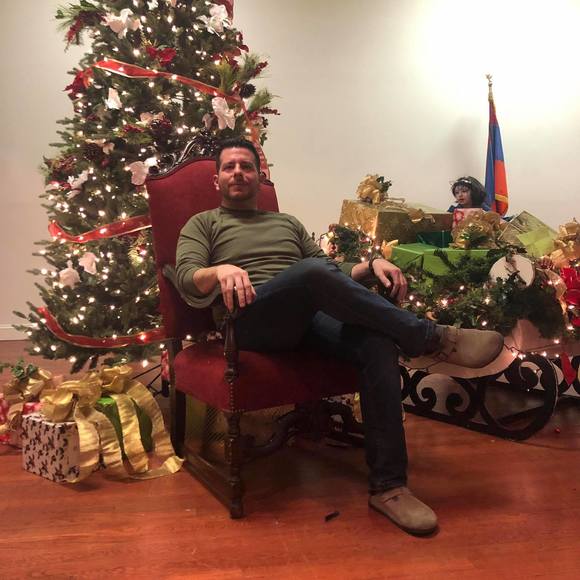 Profile Picture of Alex Derderian (@a_derderian) on Poshmark