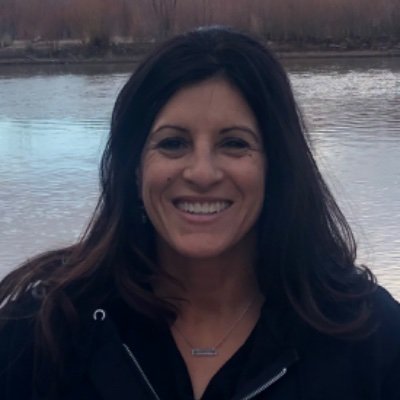 Profile Picture of Carolyn Levine (@Carolyn19013397) on Twitter