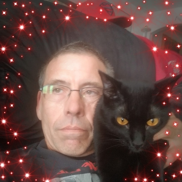 Profile Picture of Tom Trautman (@celebritylimos) on Poshmark