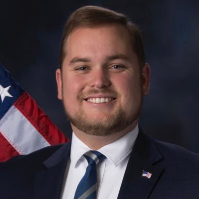 Profile Picture of Zach Garrett (@ZachGarrett11) on Twitter