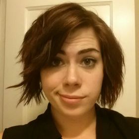 Profile Picture of Emily Borgo (@vintageandhair) on Pinterest