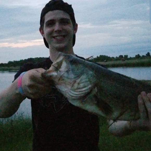 Profile Picture of Corey Kelly (@coreykelly) on Poshmark