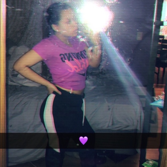 Profile Picture of Catherine Espinal (@catherineesp157) on Poshmark