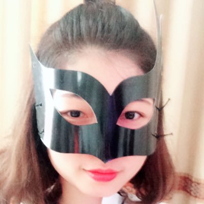Profile Picture of Hà Thị Thu Hiền (@hienha1211) on Twitter
