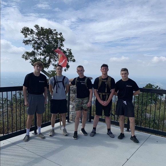 Profile Picture of Zachary Vanhoy (@zacharyvanhoy) on Poshmark