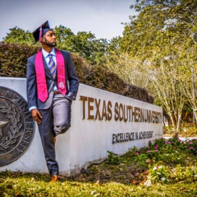 Profile Picture of DeWayne Bowden (@DeeBowden_) on Twitter
