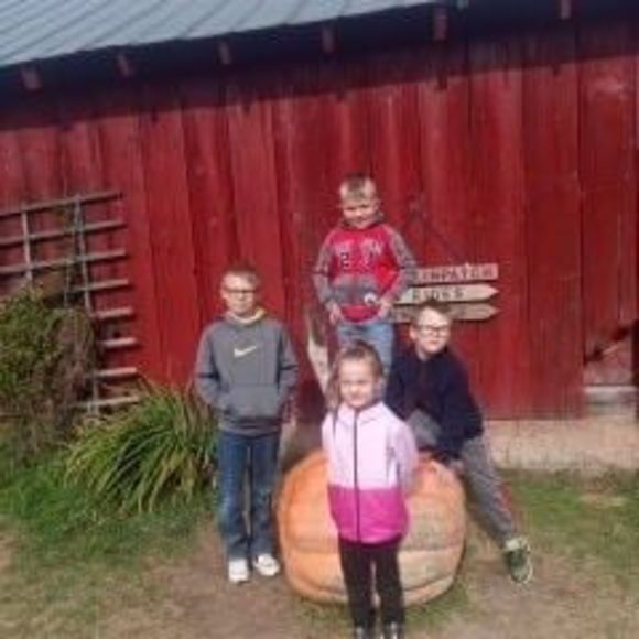 Thomas Baney - Poshmark Profile Picture of Thomas Baney (@baney84) on Poshmark