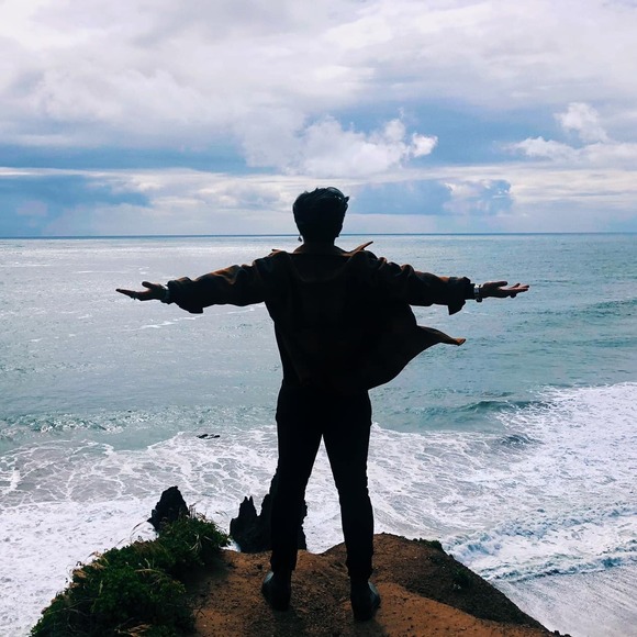 Profile Picture of Justin Tolentino (@justintolentino) on Poshmark