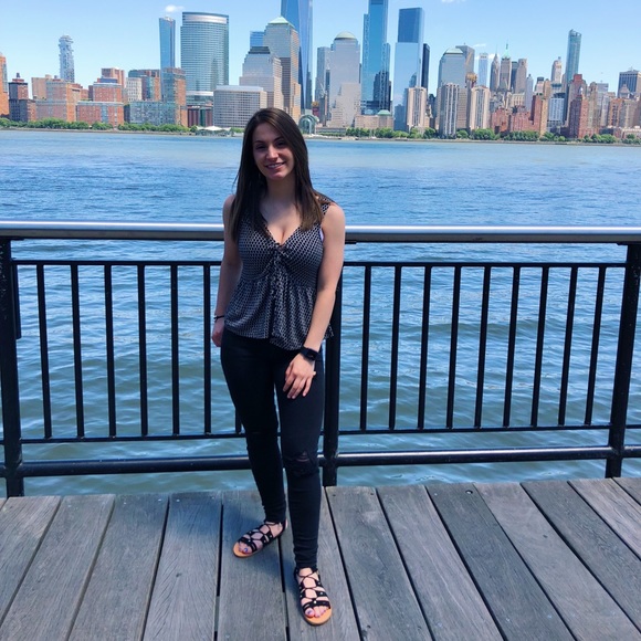 Profile Picture of Victoria Coppola (@victcoppola) on Poshmark