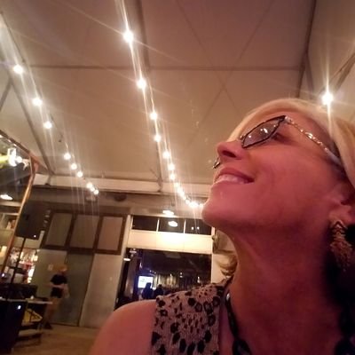 Profile Picture of Kris Muller (@kris2u) on Twitter