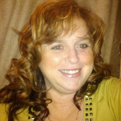 Profile Picture of Lisa Tate (@lisatate65) on Twitter