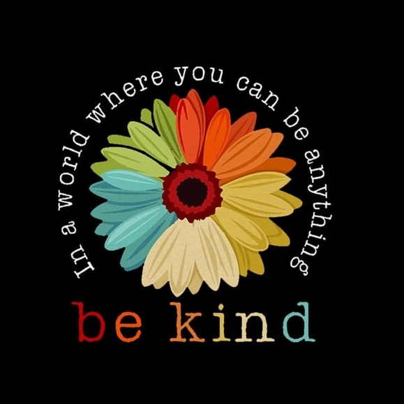 Profile Picture of Dina Ricchio daniel (@ddaniel1978) on Poshmark