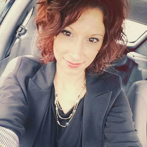 Profile Picture of Clarissa Wilson (@cdubsss) on Poshmark
