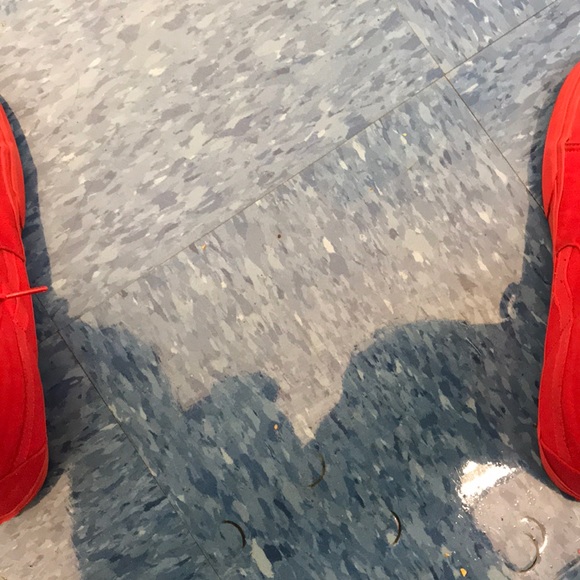 Profile Picture of Jeffrey Zucker (@jzucc457) on Poshmark