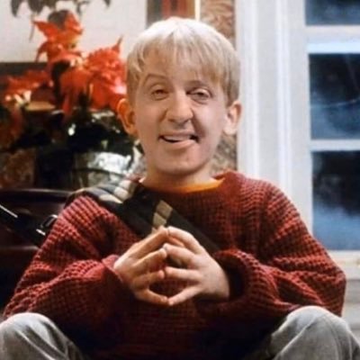 Profile Picture of Robin (@Robinkimble2003) on Twitter