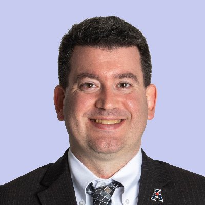Profile Picture of Tom Fenstermaker (@GoonerTFenster) on Twitter