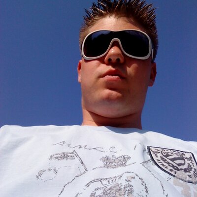 Profile Picture of Mike Schönbeck (@Veltins92) on Twitter