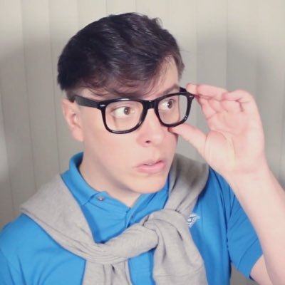 Profile Picture of 𝐏𝐚𝐭𝐭𝐨𝐧 𝐒𝐚𝐧𝐝𝐞𝐫𝐬 (inactive) (@PleasantlyPat) on Twitter