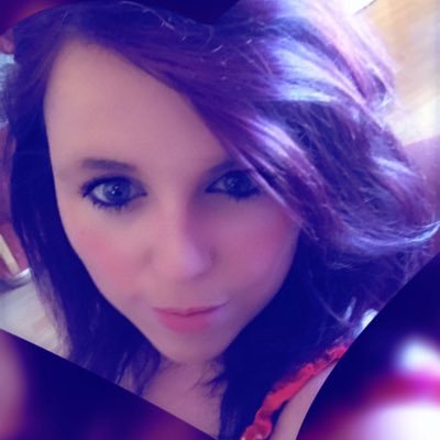 Profile Picture of Nicola Holt (@nicolala86) on Twitter