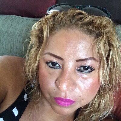Profile Picture of Solange Arroyo (@socaviles) on Twitter