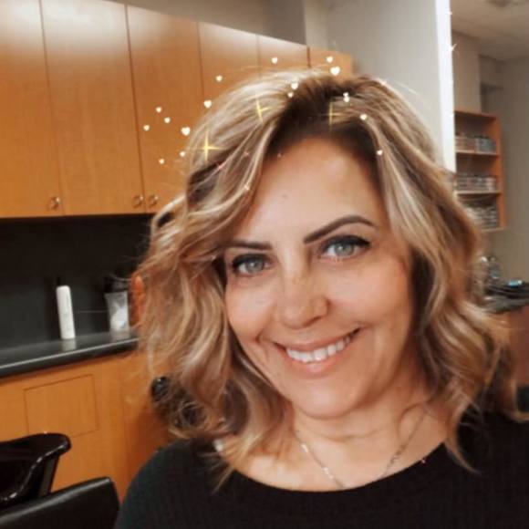 Profile Picture of Suzy Jarekian (@haigvic) on Poshmark