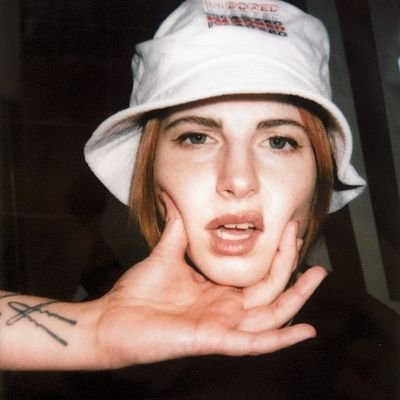 Profile Picture of Hayley W. Gilbert (@HayleyPilipinas) on Twitter