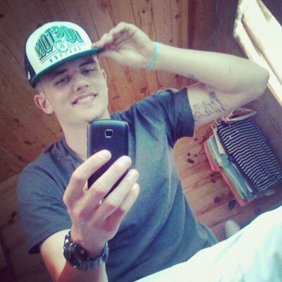 Profile Picture of Clinton Wade (@clintonn_wade) on Twitter