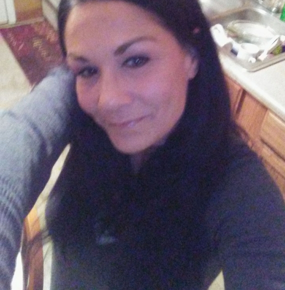 Profile Picture of Theresa Lane (@stormytjo) on Poshmark