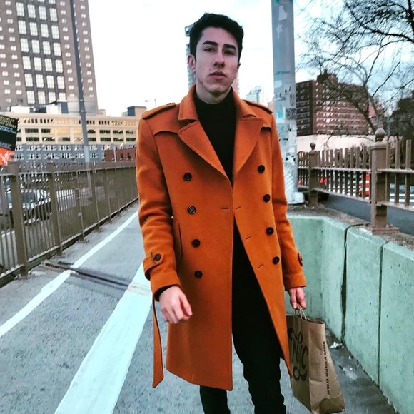 Profile Picture of Steve Jimenez (@steve_9) on Poshmark