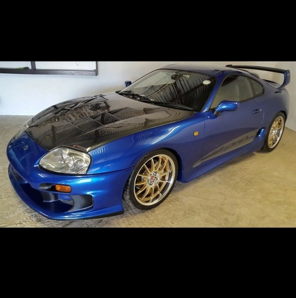 Profile Picture of Jean Pieterse (@jeanpieterse05) on Poshmark