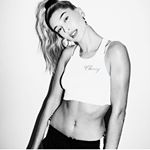 Profile Picture of HAILEY BALDWIN CHILE OFICIAL🇨🇱 (@baldwinchile) on Instagram