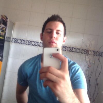 Profile Picture of Gary John Beardmore (@GaryJohnBB) on Twitter