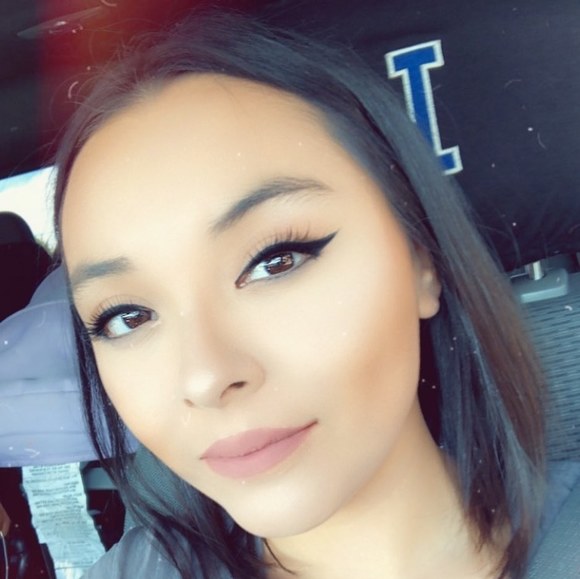 Profile Picture of Isabel Delgado (@bdelga9213) on Poshmark