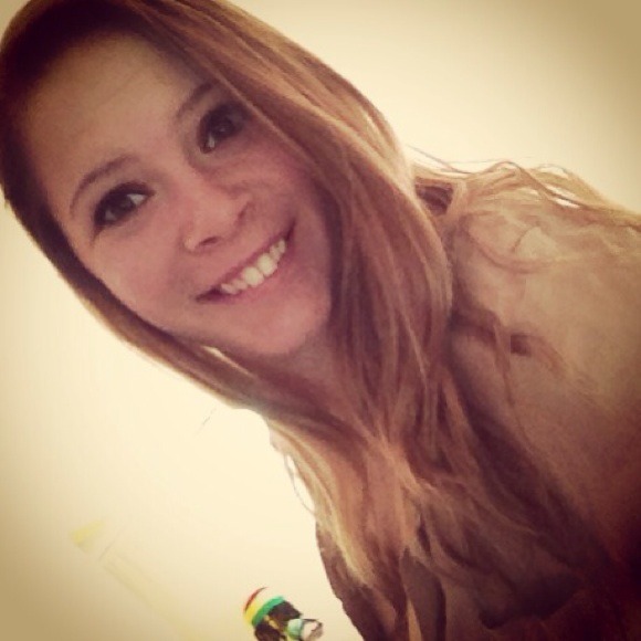 Alexis Behrens - Poshmark Profile Picture of Alexis Behrens (@alexisbehrens) on Poshmark