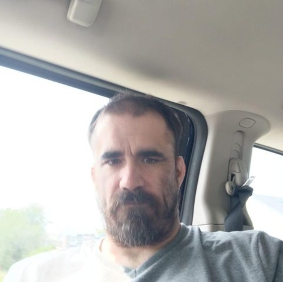 Profile Picture of Robert Roehr (@robertroehr16) on Poshmark