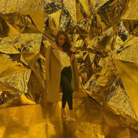 Tatiana Korbes - Poshmark Profile Picture of Tatiana Korbes (@tatianakorbes) on Poshmark