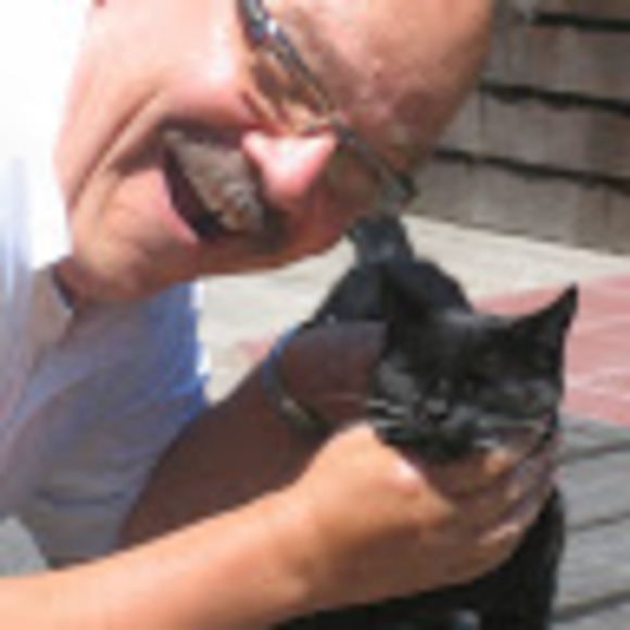 Profile Picture of Gary Ljungquist (@garyljungquist) on Poshmark