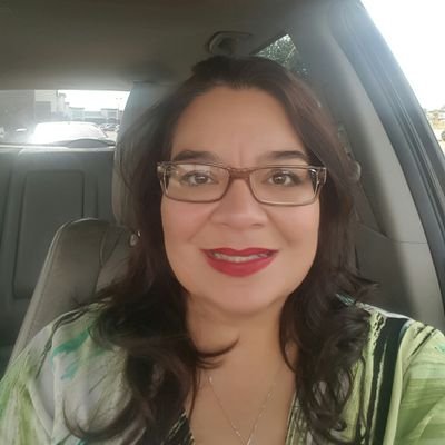 Profile Picture of Janie (@JanieEsquivel) on Twitter