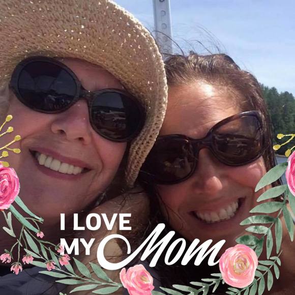 Profile Picture of Beth Jacobowitz feaster (@jcbwtz) on Poshmark