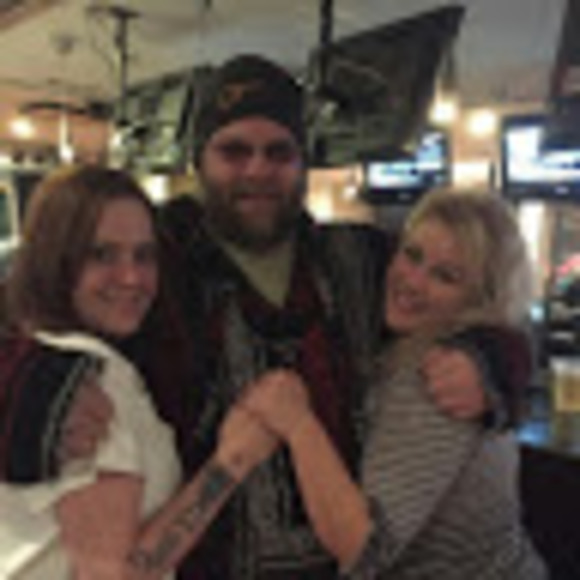 Profile Picture of Robert Ference (@robertlference) on Poshmark