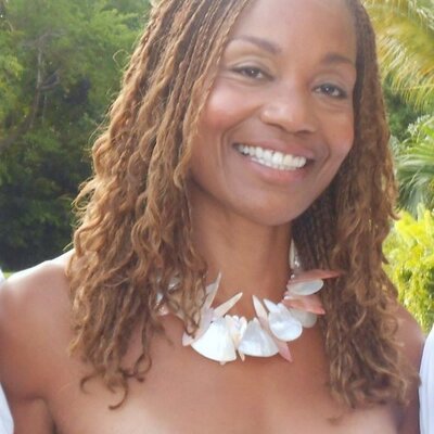 Profile Picture of Roni Bennett (@ronibe) on Twitter