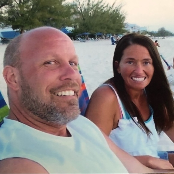 Profile Picture of Shannon Mccubbin (@shannonmccubbin) on Poshmark