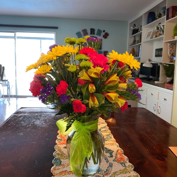 Profile Picture of Becky Fennessey (@bfennessey) on Poshmark