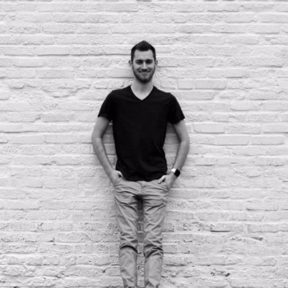 Profile Picture of Andrew Brixey (@andrewbrixey) on Poshmark