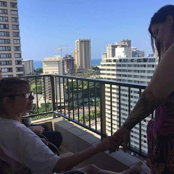 Profile Picture of Alyssa Axtell (@missalyssletoe) on Poshmark