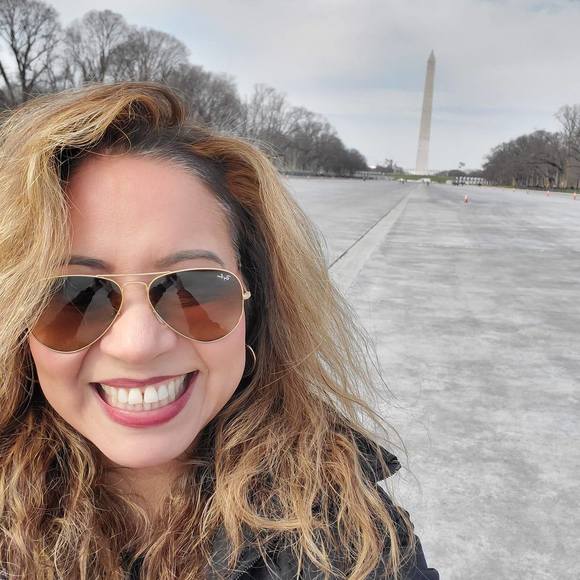 Lorena Carranza - Poshmark Profile Picture of Lorena Carranza (@lorenagdc) on Poshmark